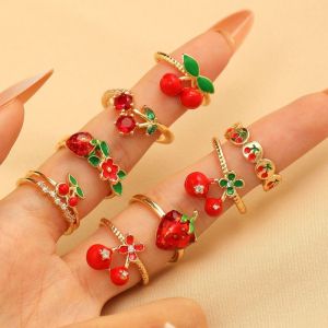 3.565g 8# Copper Finger Ring Strawberry Round Ring