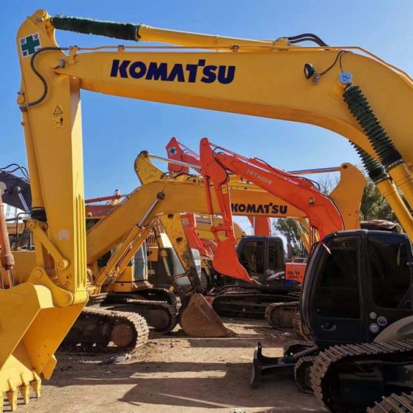 Japan Made Komatsu PC200-8 Excavator with Less Hour Used and Original Hydraulic Valve