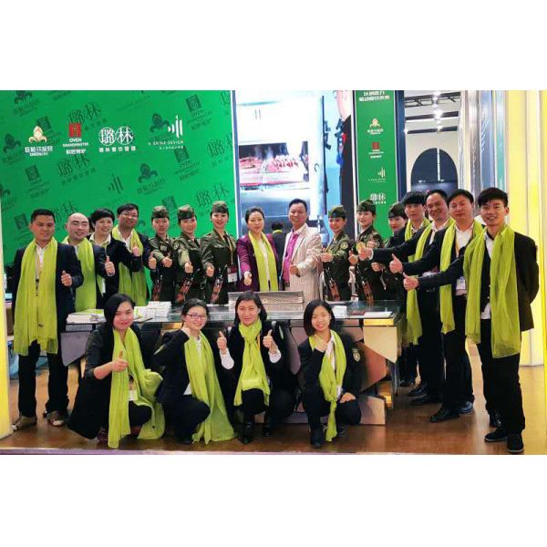 Commercial Stainless Steel Gas Smokeless Teppanyaki Grill Table with 8000W Power and 220-240V/380V Voltage