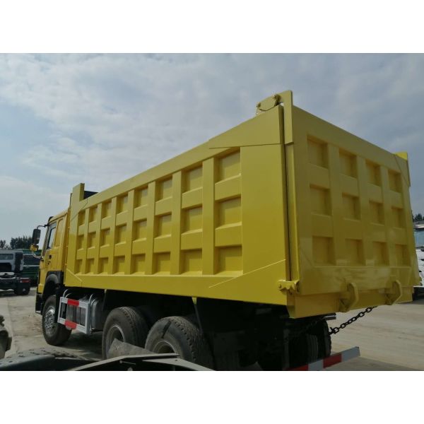 Used Dump Truck SINOTRUK HOWO Dump Truck 6x4 Tipper Trucks Sale In Ghana For Sale Cheap Used Dump Truck