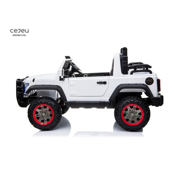 LED Blue Kids Electric UTV Black Mp3 UTV For 8 Year Old 2.4G RC