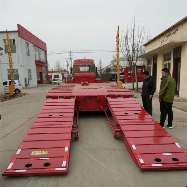 Lowbed Semi-Trailer for Heavy Road Equipment 4 Axles 12.5m 40 Feet Tire 245/70r19.5