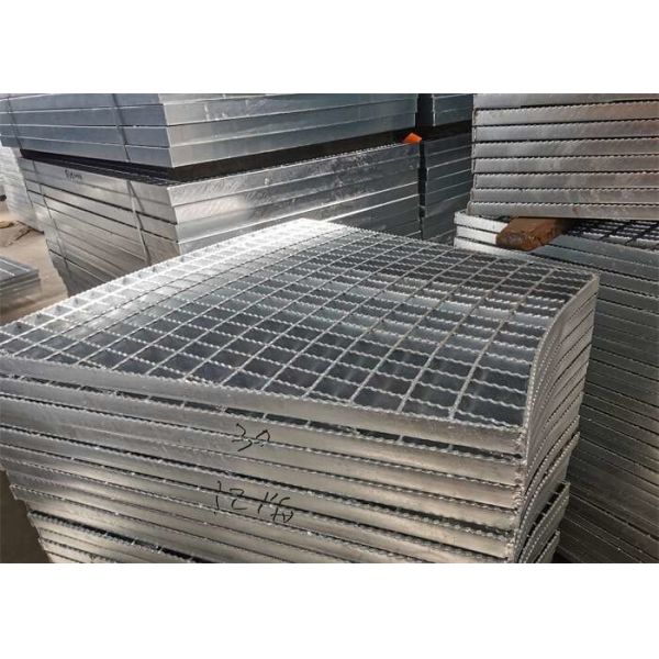 Driveway Platform Steel Grating Walkway 120mm High Zinc Coating