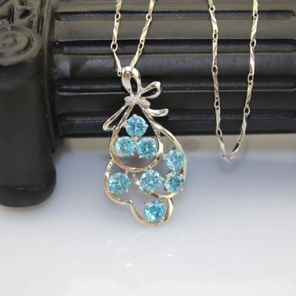 925 Silver Jewelry Grape Shape Blue Topaz Cubic Zircon Pendant Necklace (P44)