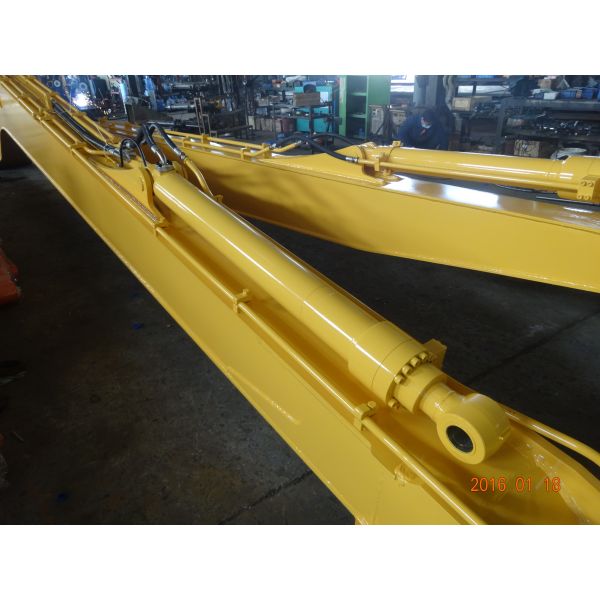 18Meters Excavator Long Reach For Sale Material Q345B Q690D Uesd For Dredging River