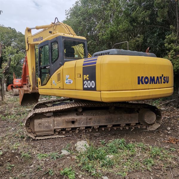 2018 Year Original Komatsu PC200-7 Excavator Digger in Shanghai Japan Crawler for Design