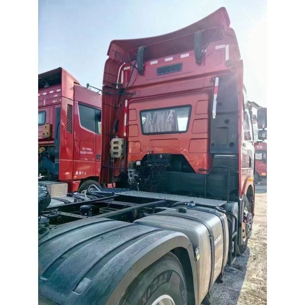 FAW used Heavy Duty 6x4 550hp J6P Tractor Truck