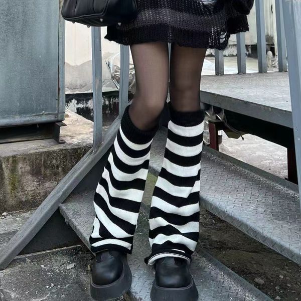 Y-Z Fall Winter Knitted White Warm Yoga Gothic Horn Knee High Leg Warmers for Women Knee Socks