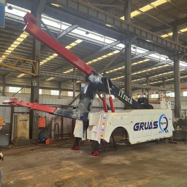 35600lb 16 Ton Medium Duty Wrecker Integrated Tow Truck With Front Outrigger