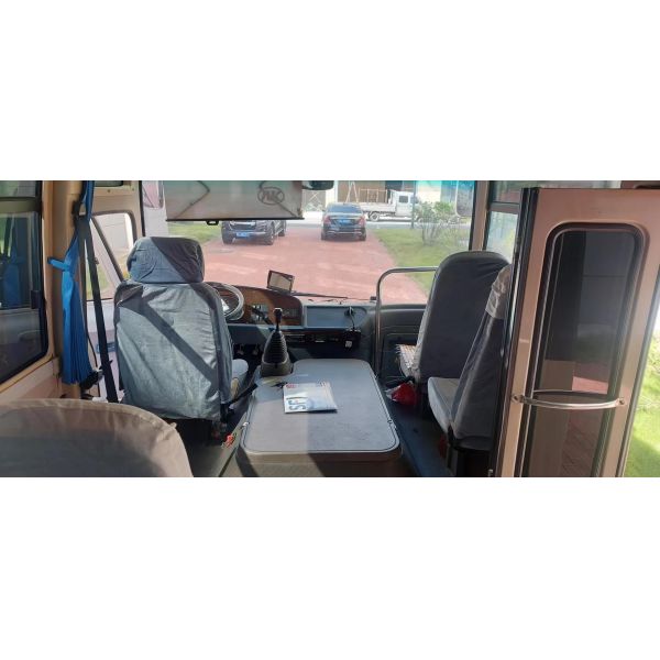 2nd Hand Mini Bus 30 Seats Passenger Coach Coaster Diesel Mini Bus