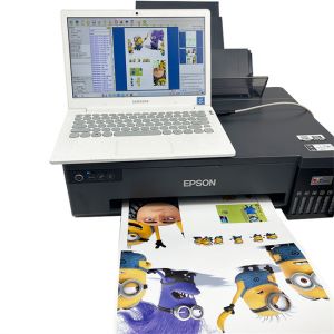 Mobile vinyl sticker machine