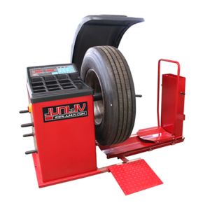Quality 200rmp Truck Wheel Balancer Automobile Matencance With Fault Diagnosis System wholesale