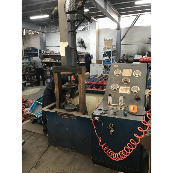 Pneumatic Stainless Steel Sanitary flange Right Angle Seat Valve With Stainless Steel Actuator