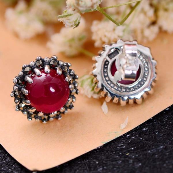 Women Retro Earrings 925 Sterling Silver Synthetic Ruby Stud Earrings (044760)