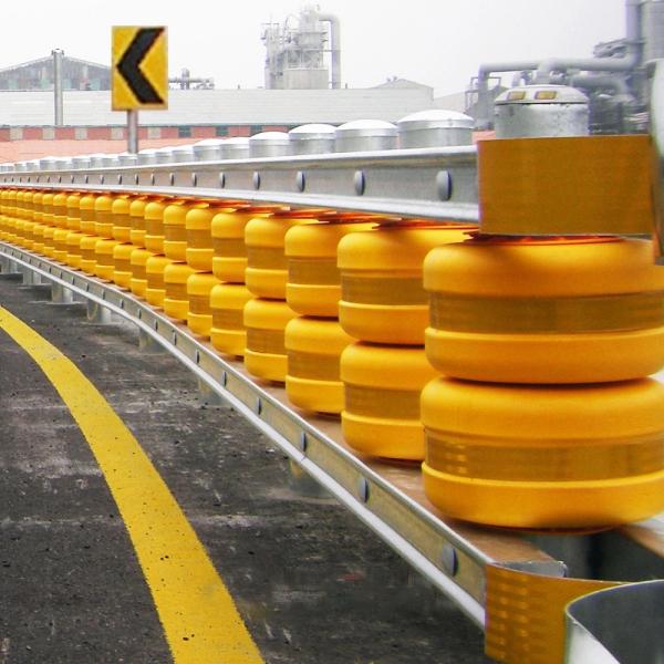 Stainless Steel Hot Dipped Galvanized Road Safety Roller Barrier at Affordable Prices