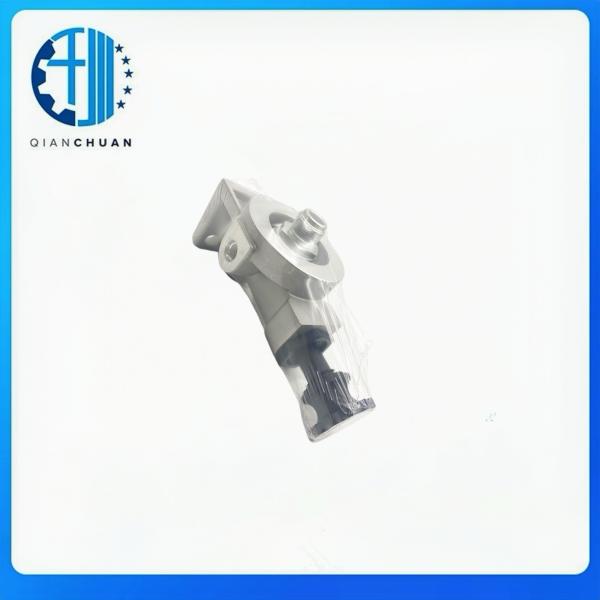 Fuel Filter Head 6754-71-7200 for Komatsu PC200-8 PC210-8 PC240-8 Excavator Engine Parts