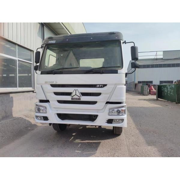 Right-Hand Drive Sinotruk Tractor Truck 6*4 White Color 6800*2496*2950mm Seats ≤5