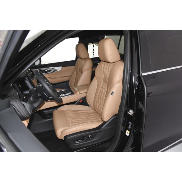 The 2023 GAC Trumpchi GS8 2.0T 7 Seat Large Luxury SUV Is Available In Two Wheel Drive And Four Wheel Drive.