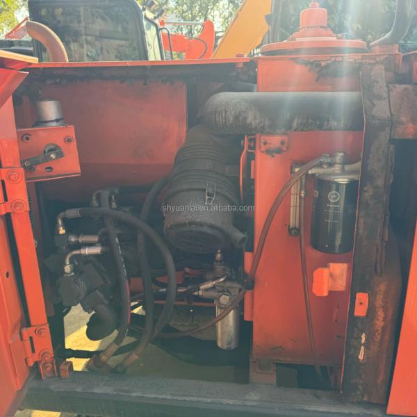 7Ton used HITACHI ZX70 excavator with small amount of working hours and good condition