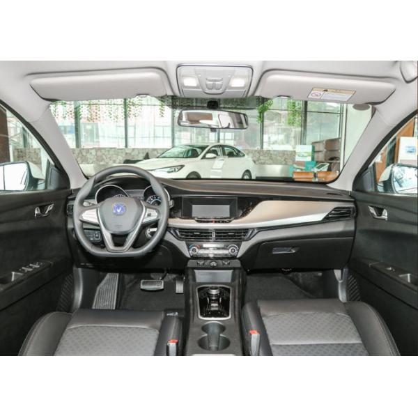 Changan Eado EV460 365-405KM Changan EV 5 Doors 5 Seats Compact Sedan Car 7