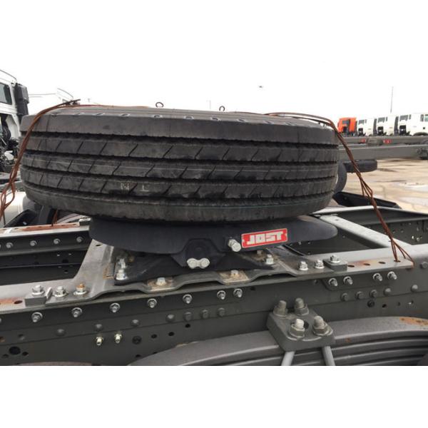 Howo Tractor Trailer Truck LHD 10 Wheels HW 79 High Roof Cab 102 Km / H