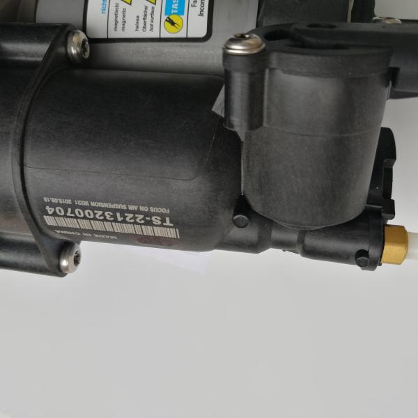 Mercedes Benz W221 AMK Air Suspension Compressor Pump OE# A2213200704 Steel Air Pump