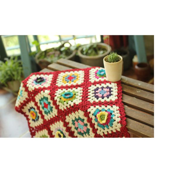 Y-F 85*65 Handmade Nordic Floral Daisy Rustic Sofa Farmhouse Granny Chic Home Art Decor Blanket
