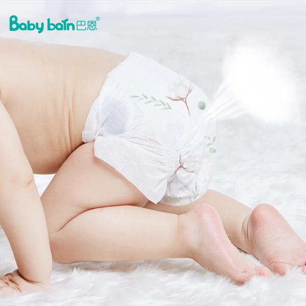 3D Cloudy Soft Breathable Material Disposable Baby Diaper With Magic Tape