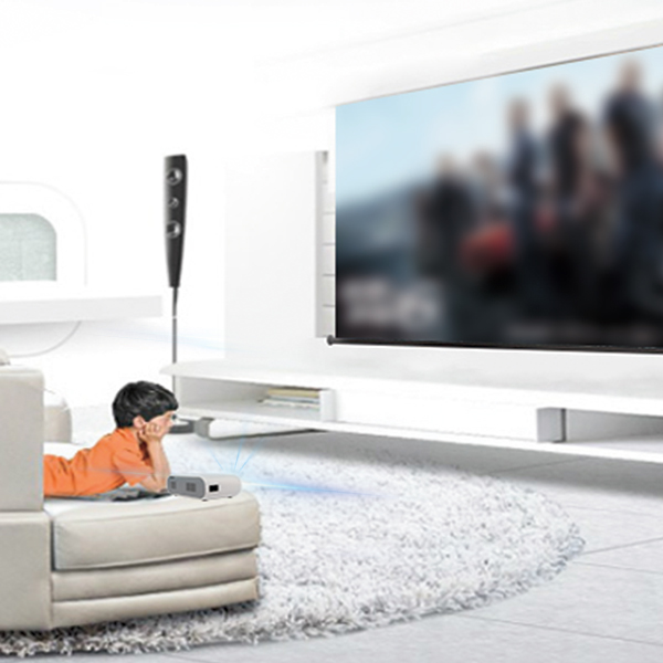 5800 Lumens Home Movie Projector With Built In Speaker 1*3W