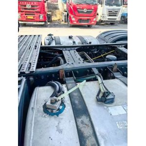 FAW used Heavy Duty 6x4 550hp J6P Tractor Truck