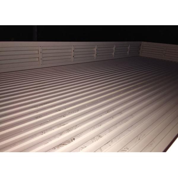 3-5 Tons HOWO Light Truck ZZ1047C3414C1R45 White Light Duty Commercial Trucks