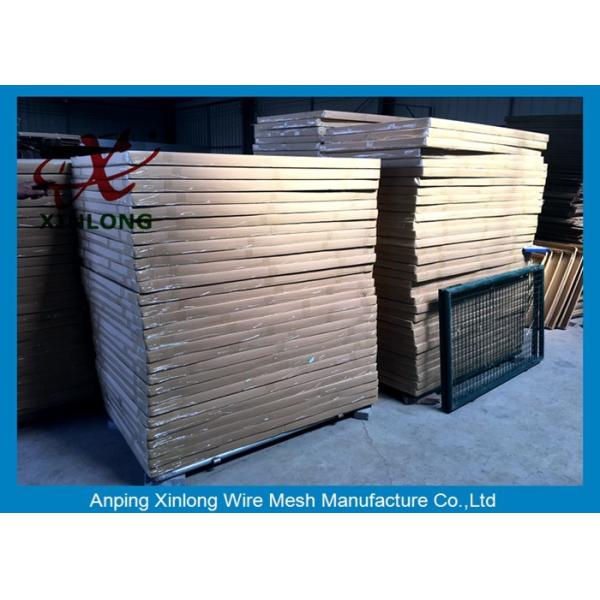 Customized Dark Green Welded Mesh Fence Gate For Private Yard and Garden