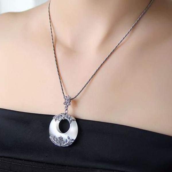 Thai Silver Moon Stone Pendant Necklace Marcasite Vintage Jewelry(N11061WHITE)