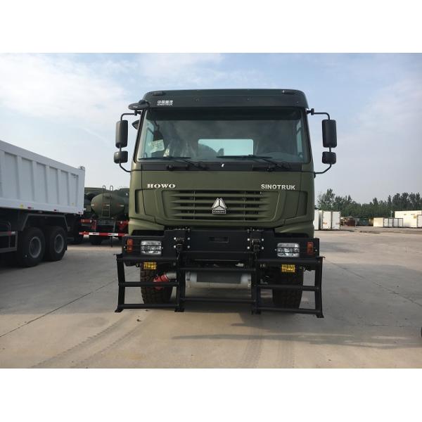 SINOTRUK HOWO 4x4 All Wheel Drive 290hp 5000L Fuel Tanker Truck With Pump