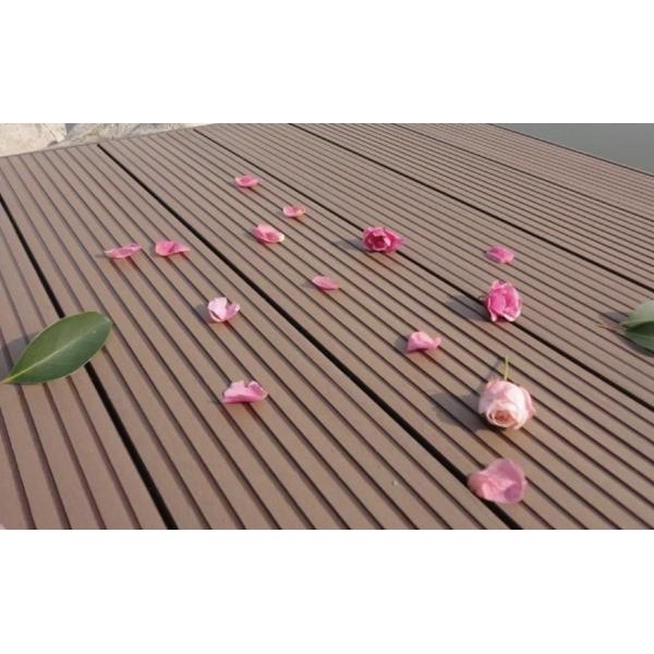Waterproof WPC Garden/Outdoor Decking Fence/Flooring NYN150*25 with Scratched Surface