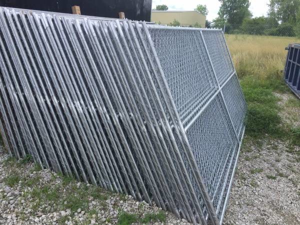 ODM Iron 1.8x3.6m Portable Chain Link Fence Panels For Playground