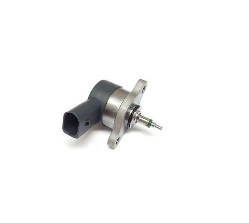 High Quality Fuel Pressure Regulator 0281002698 6110780549 0281002699 for Mercedes Benzs 2.2 2.7 CDI Diesel