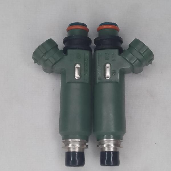 23250-66010 DENSO Fuel Injector Nozzle 1995-1997 4.5L LX450 Lexus Fuel Injector