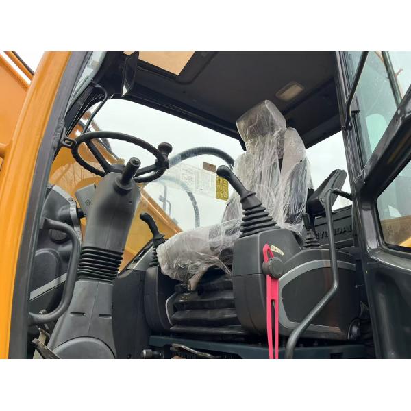 Moving Type Used Hyundai R210W-9 Wheel Excavator 21 Ton Used Hyundai Wheel Excavator