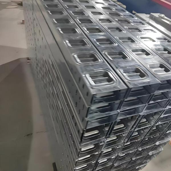 Medium Duty Molded Cable Tray Energy Saving Cable Tray 100mm Width