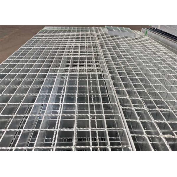 Skid Proof Carbon Steel Driveway Drainage Grates 65x5mm Floor Walkway