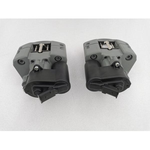 Car Dual Rear Caliper Tesla Electronic Handbrake For 19 Inch Wheel