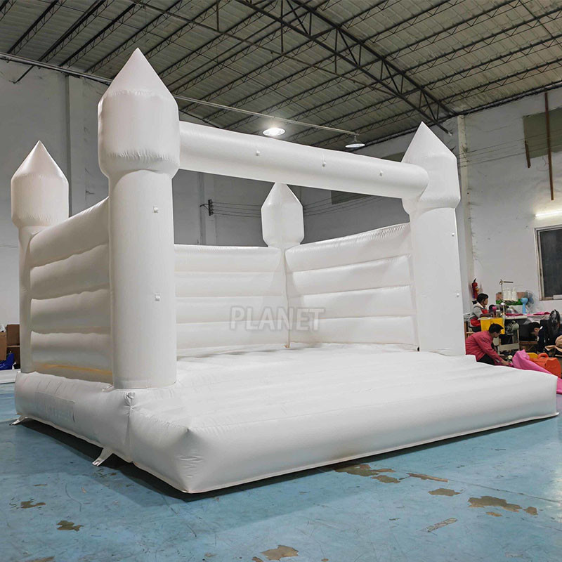 Quality Inflatable Bounce House Giant Bouncy Castle Adults Jumping Inflatable Bouncer wholesale