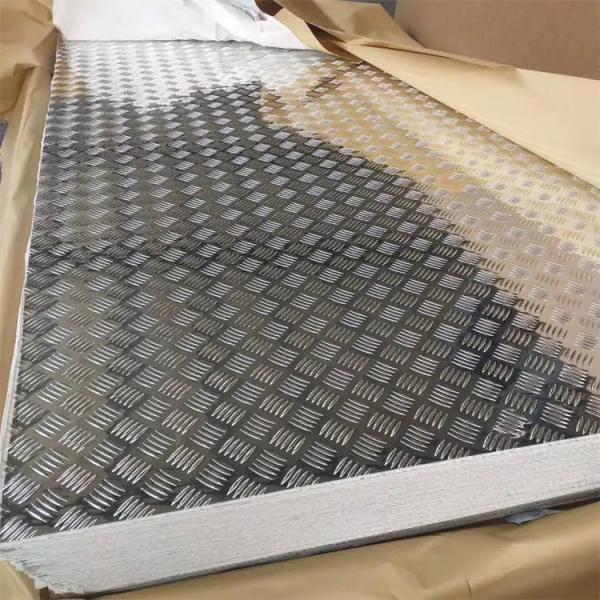 Diamond Aluminum Checkered Plate 1050 1100 3003 5052 Embossed Aluminum Sheet