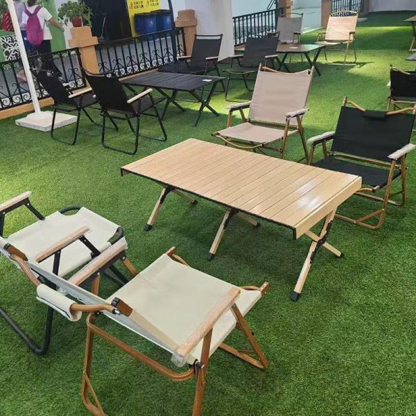 Close-up of folding chair construction