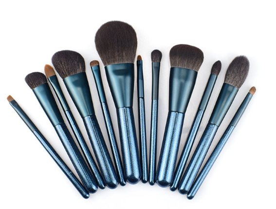12pcs Handmade Cosmetic Makeup Brush Set Bling Blue Color For Sensitive Skin