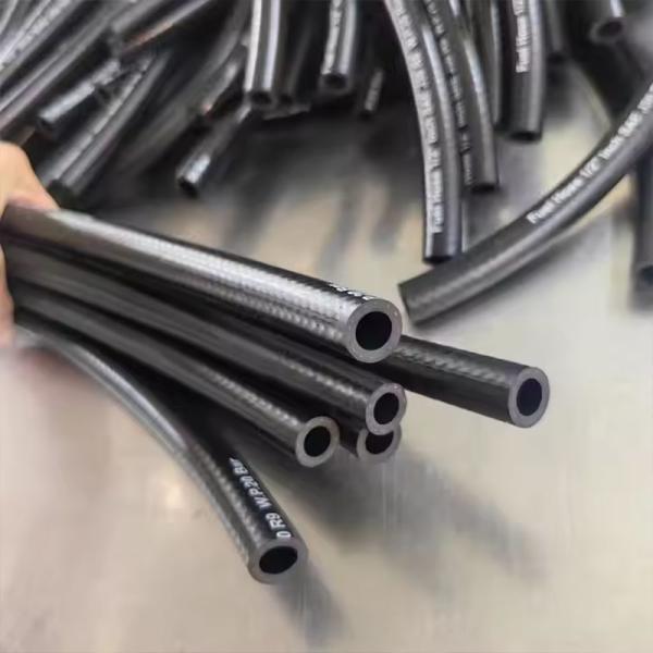 Heavy Duty Fuel Transfer Hose Temperature UV And Ozone Resistant Resistance
