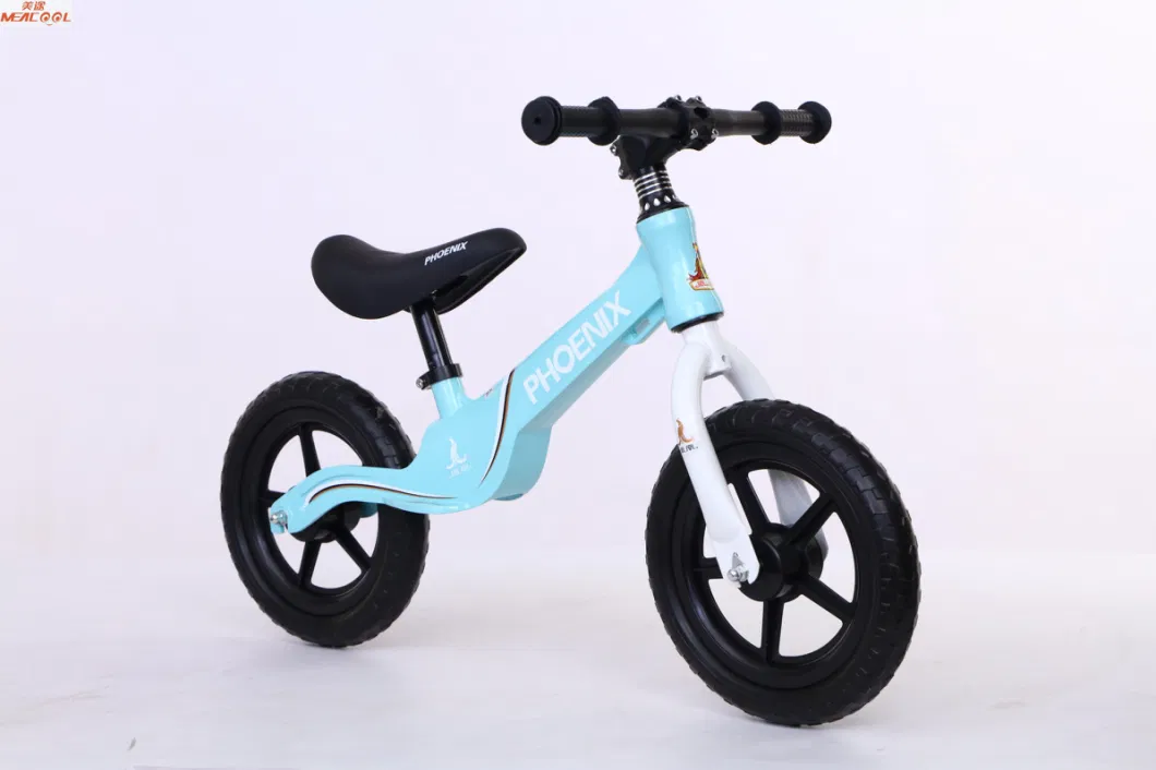 3-8 Years Boys Girls Plastic Kids 3 Wheel Scooter Three Wheel Standing Scooter 30kg