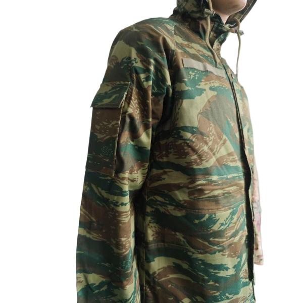 Hooded Camouflage Training Top with Versatile Functions Zipper Metal Button Closure