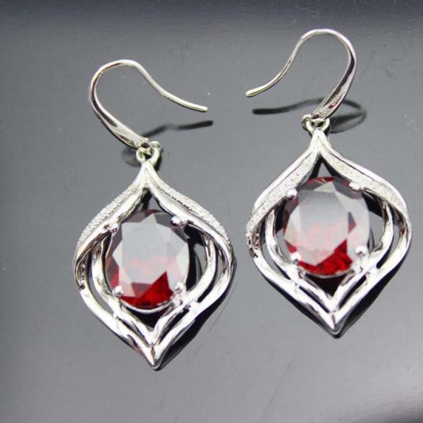 Fashion 925 Silver Oval Purple Amethyst Cubic Zircon Dangle Earrings (PSJ04872)